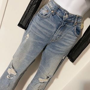HIGH WAIST DENIM STRAIGHT JEANS